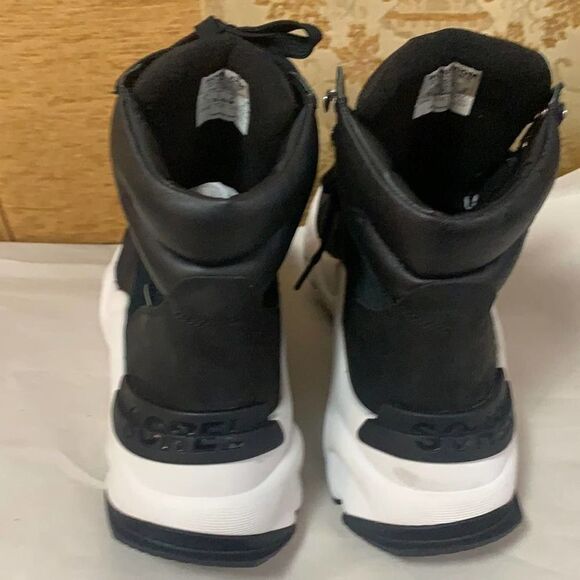 NWOT SOREL KINETC RNEGD CONQUEST WATERPROOF HIGH TOP SNEAKERS SIZE 10 - Picture 2 of 8